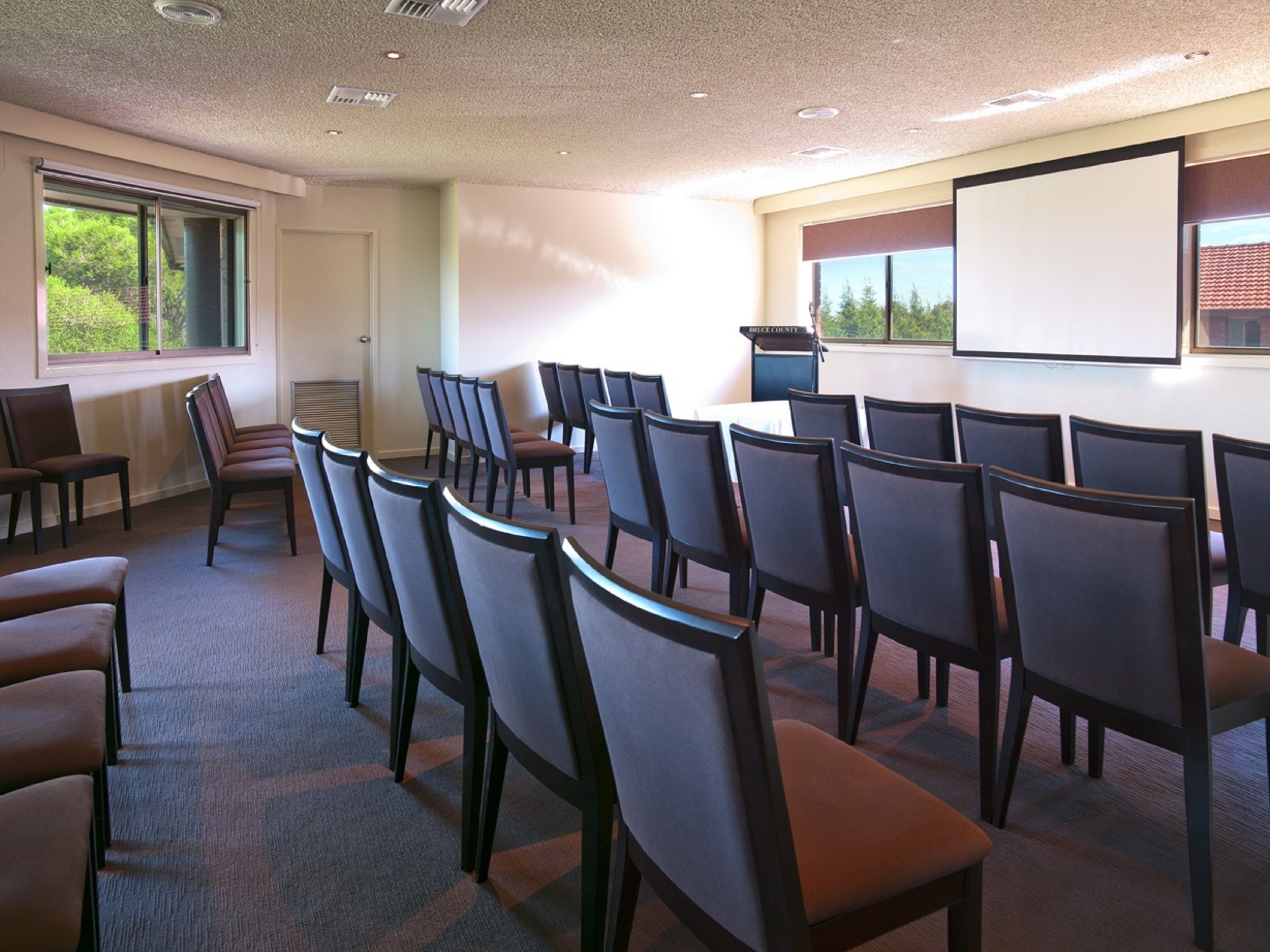 Meeting facility