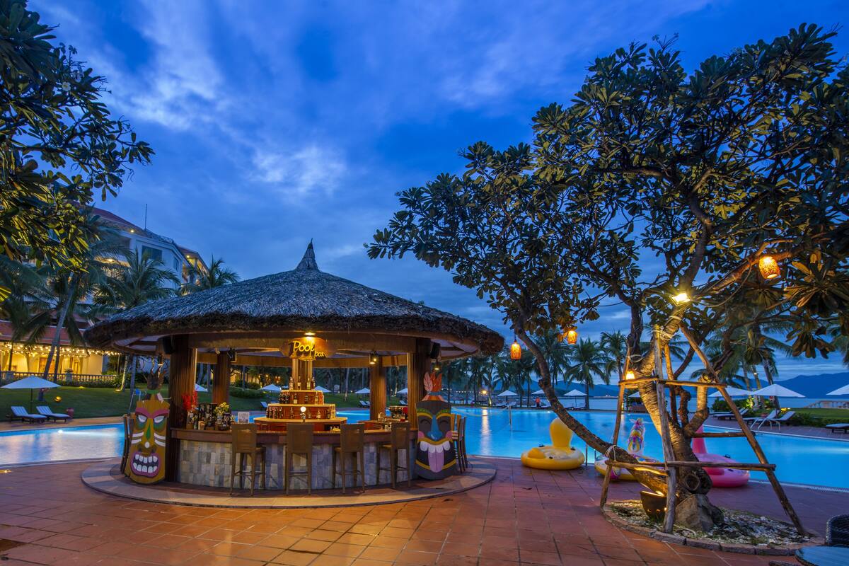 beach bar