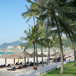 Private beach, white sand, sun-loungers, beach umbrellas