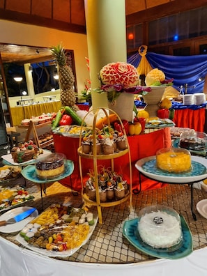 Buffet - Karona Resort & Spa (Karon)