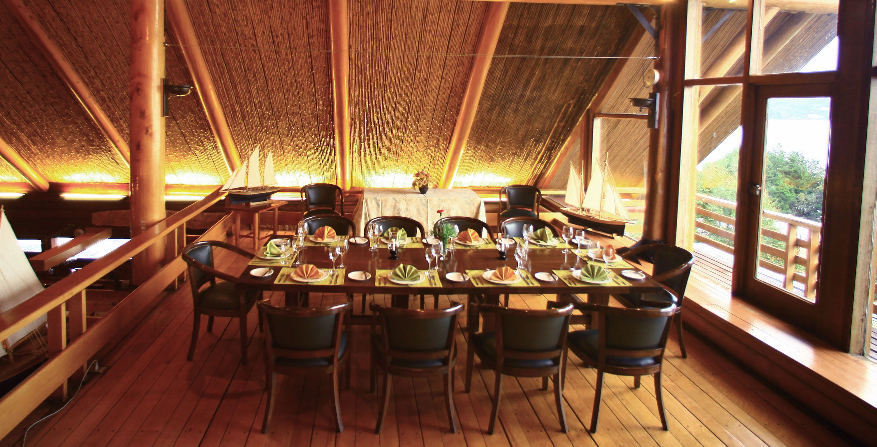 regional cuisine, sea views