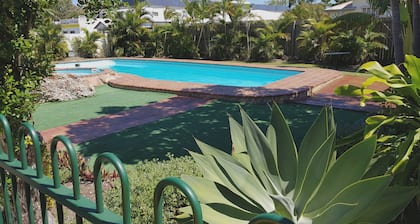 Urangan Motor Inn