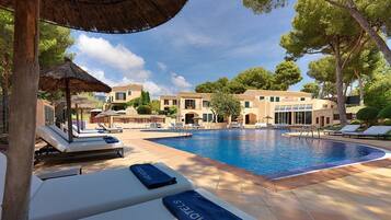 Indoor pool, 2 outdoor pools, open 10:00 AM to 6:30 PM, sun loungers
