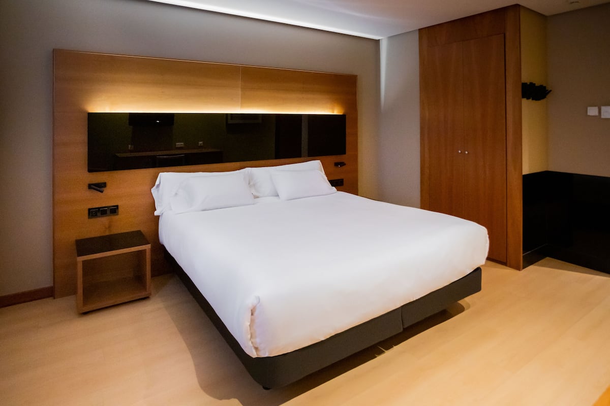 1 bedroom, minibar, in-room safe, desk