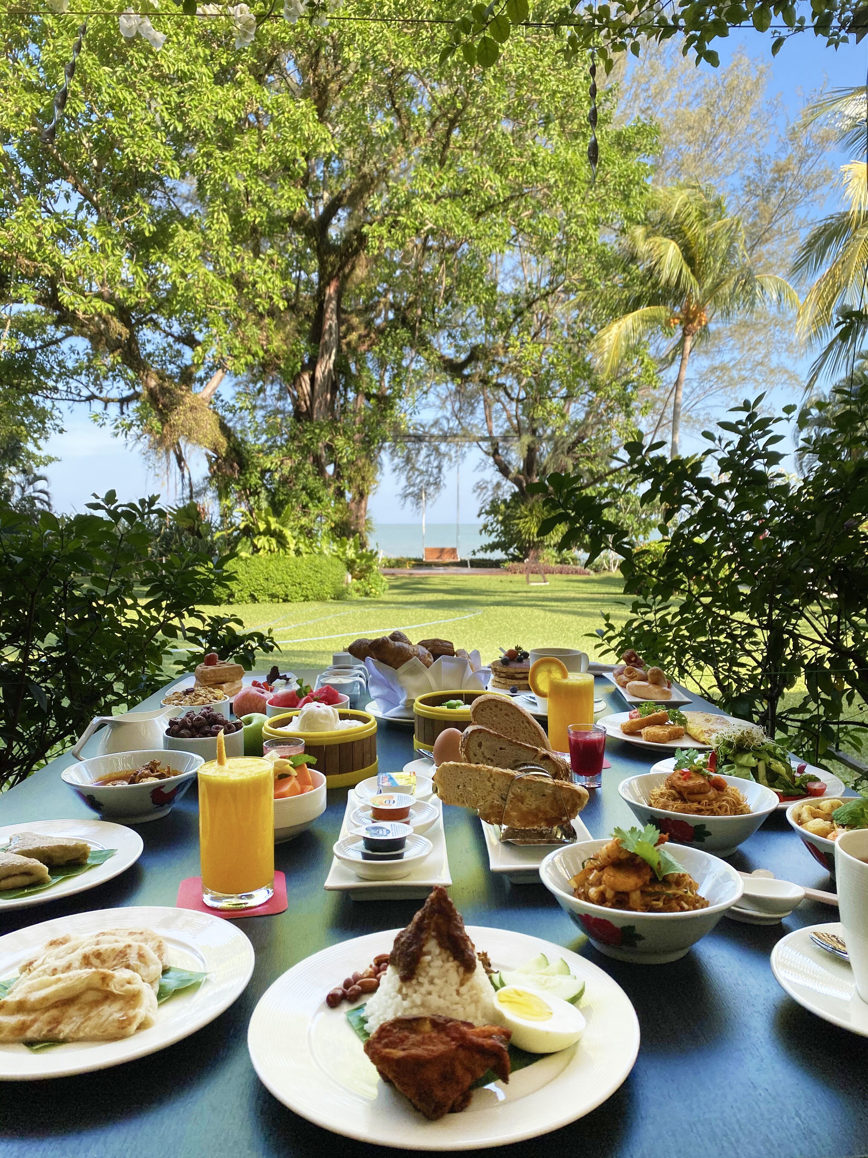 daily buffet breakfast (myr 65.65 per person)