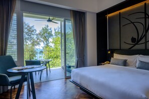 1 bedroom, minibar, in-room safe, desk