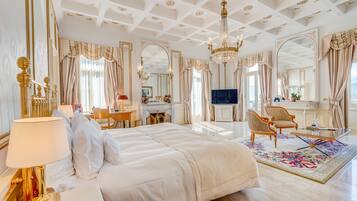 Suite, Multiple Beds, Lake View | Hypo-allergenic bedding, minibar, in-room safe, individually decorated