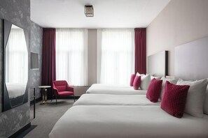 In-room safe, desk, free WiFi, bed sheets - Hotel de Paris Amsterdam (Amsterdam)