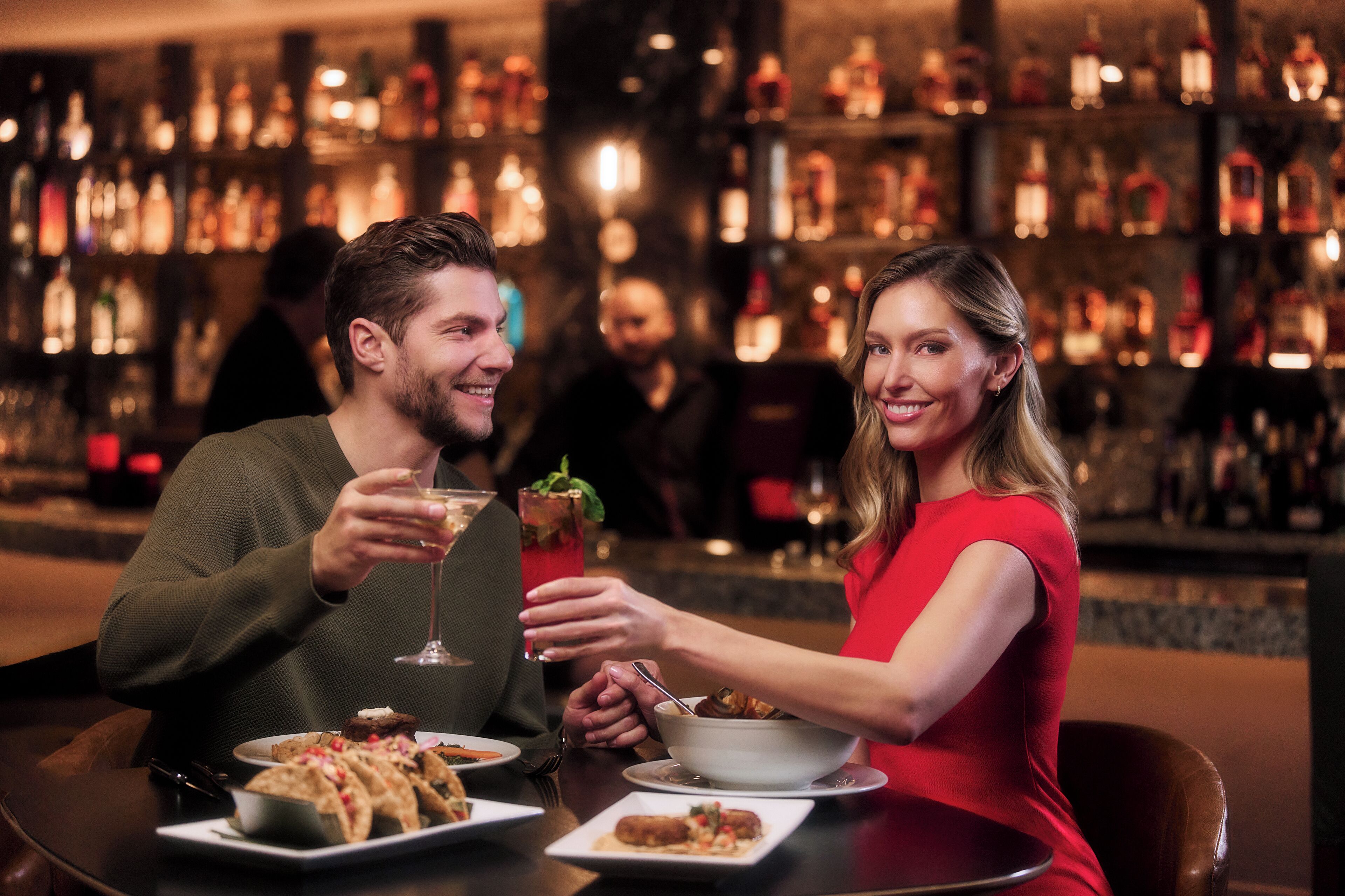 3 restaurants, breakfast served