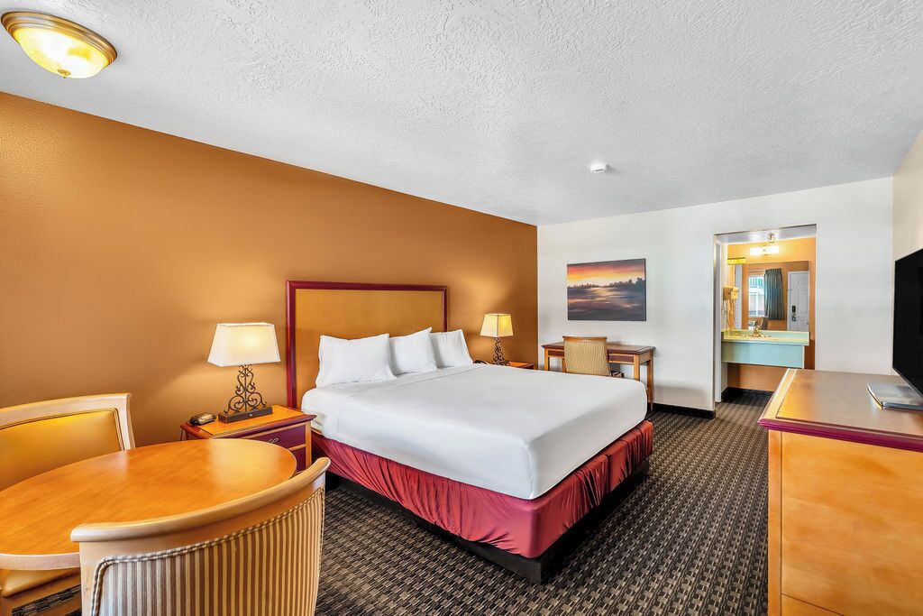 premium bedding, blackout curtains, free wifi, bed sheets