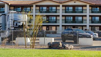 Pet-friendly amenities
