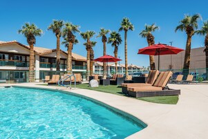 Außenpool (je nach Saison geöffnet)