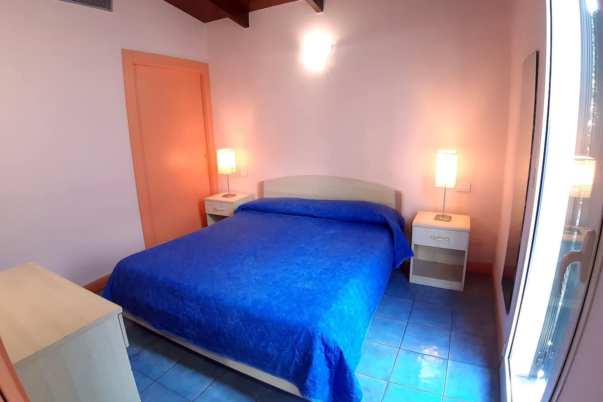 1 bedroom, in-room safe, wheelchair access