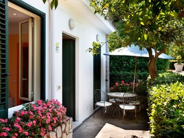 Deluxe Apartment | Terrace/patio