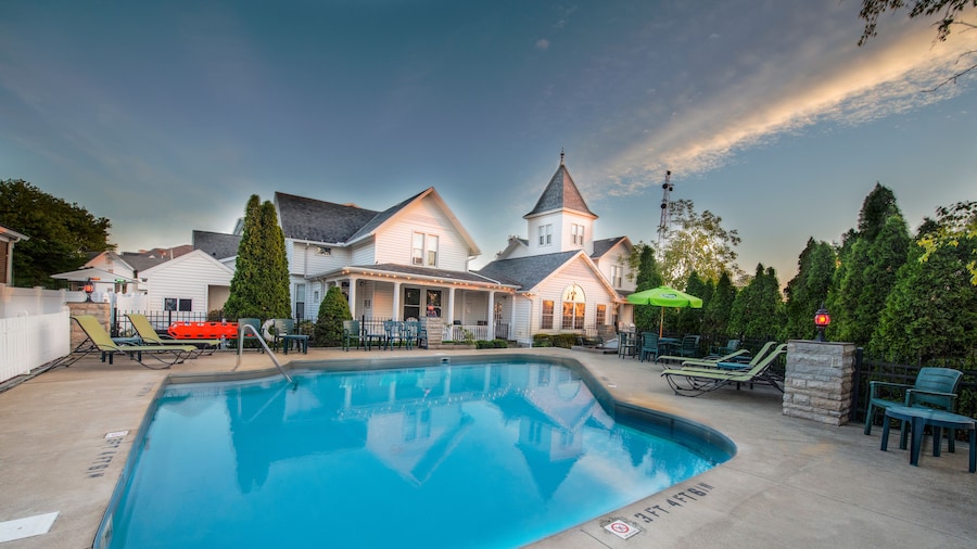 Our Guest Inn and Suites - Downtown