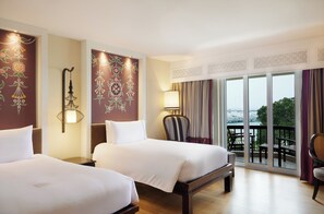 Ocean Deluxe Twin | Minibar, in-room safe, desk, blackout curtains - SIAM BAYSHORE RESORT PATTAYA (Pattaya)