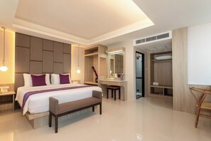 Premier Room, 1 King Bed, Bathtub | In-room safe, individually furnished, desk, laptop workspace - The L Resort (Krabi)