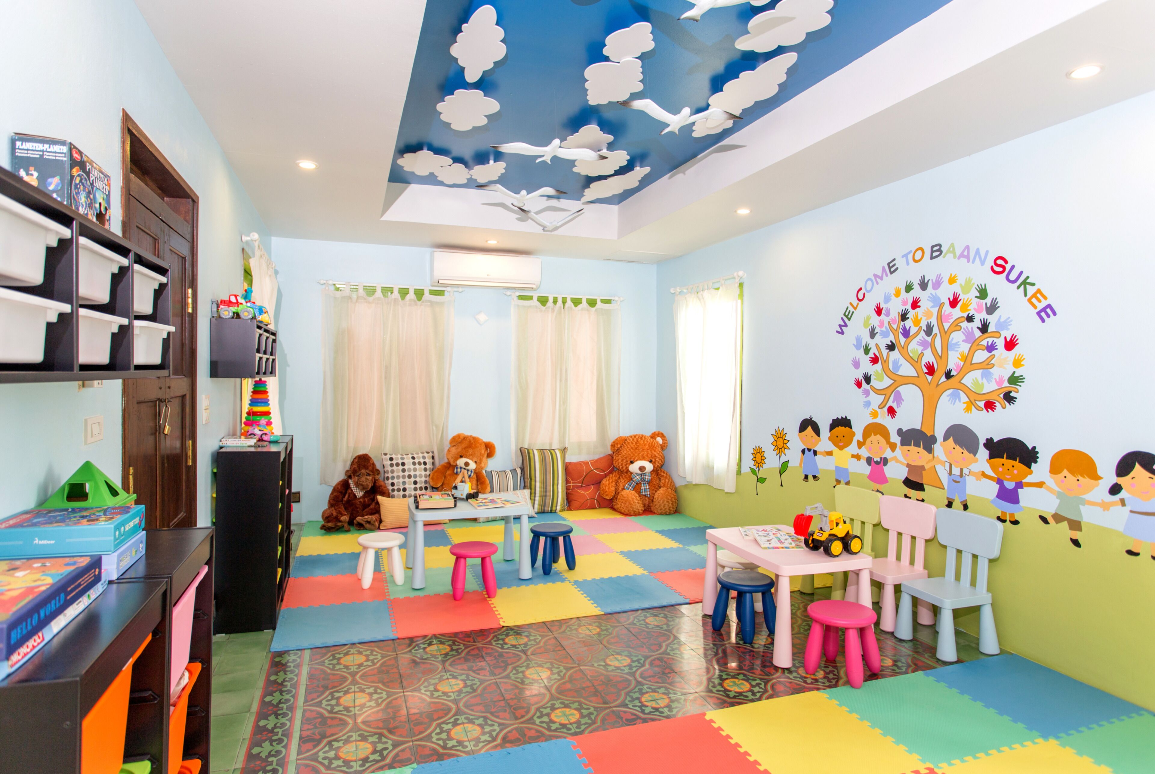 Children's play area - indoor