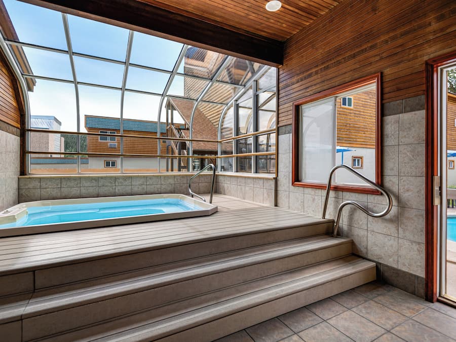 Bain à remous intérieur