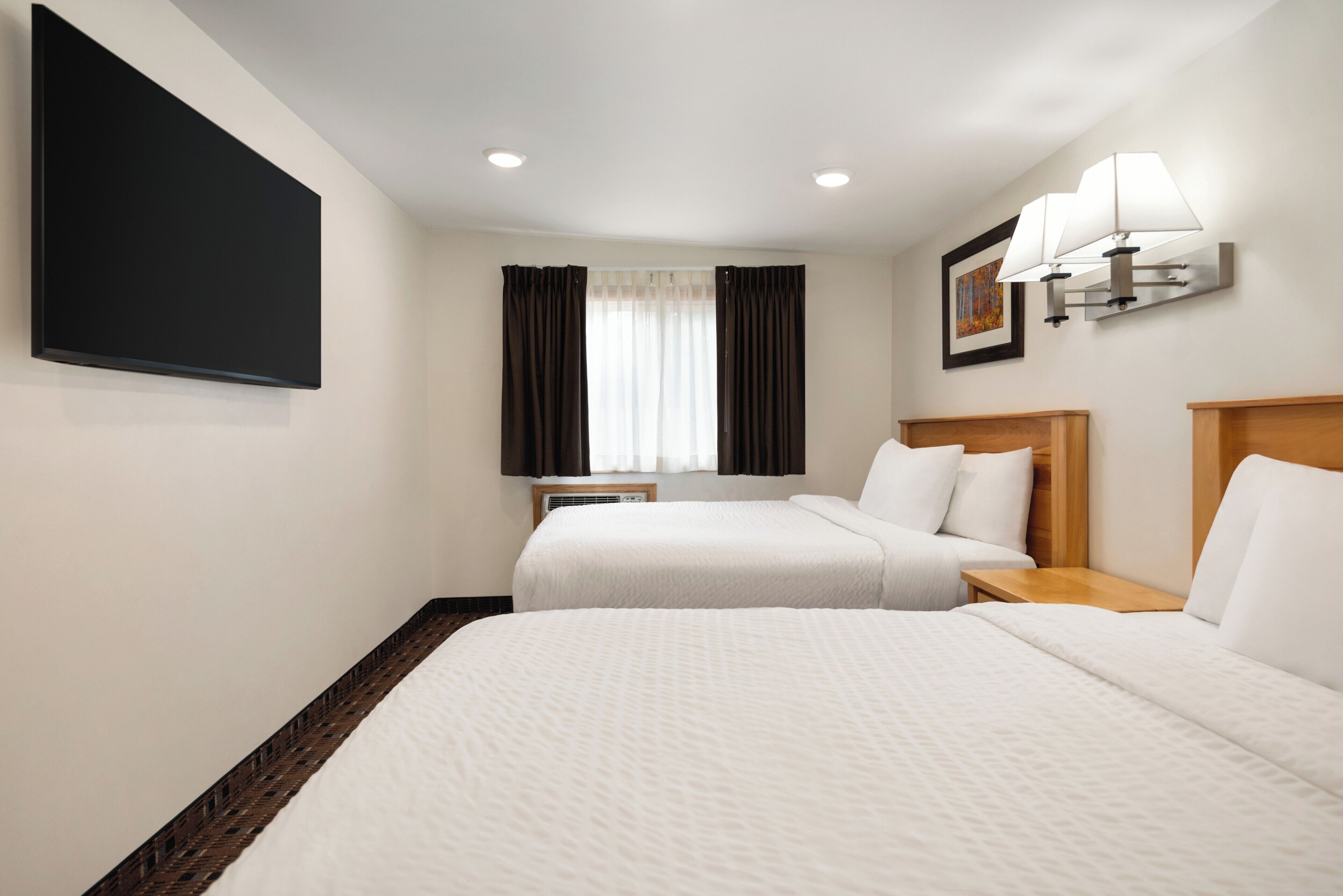 superior apartment, 2 bedrooms, kitchen, mountain view | blackout curtains, iron/ironing board, free wifi, bed sheets