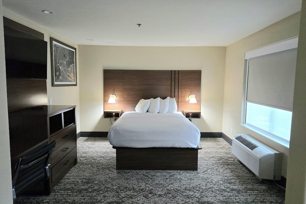 suite, multiple beds, non smoking, refrigerator & microwave (oversized room) | pillow-top beds, desk, laptop workspace, iron/ironing board