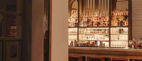 Bar (en la propiedad)