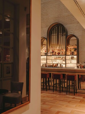 Bar (en la propiedad)