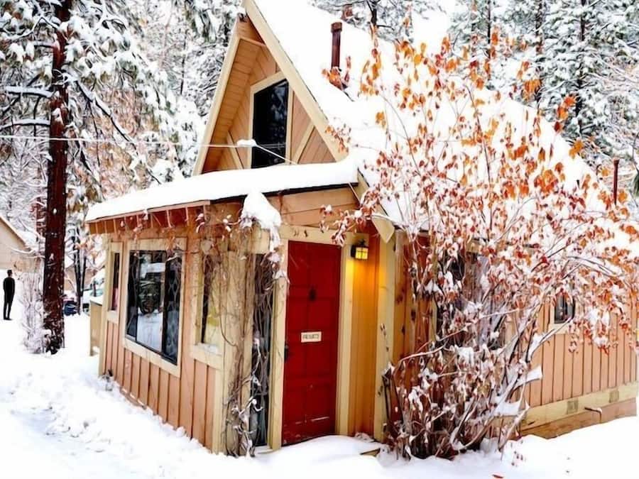 Individually decorated, individually furnished, iron/ironing board