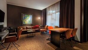 east Suite | Área de estar