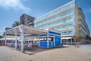 Front of property - 4R Miramar Calafell (Calafell)