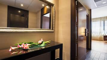 Minibar, in-room safe, desk, laptop workspace