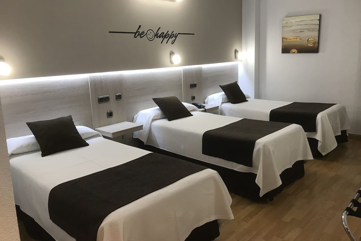 Literie de qualité supérieure, couette en duvet d'oie, bureau