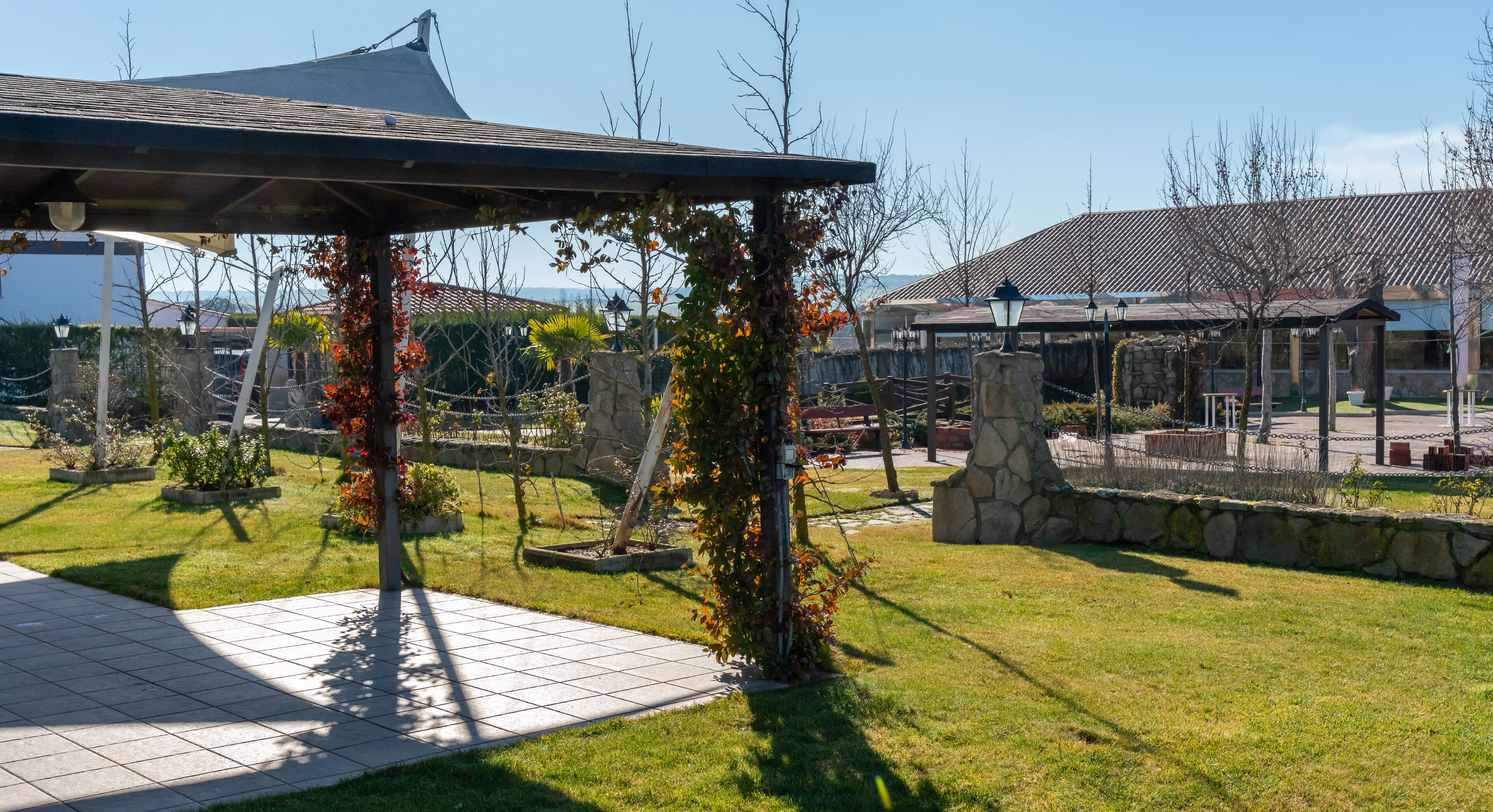 outdoor banquet area