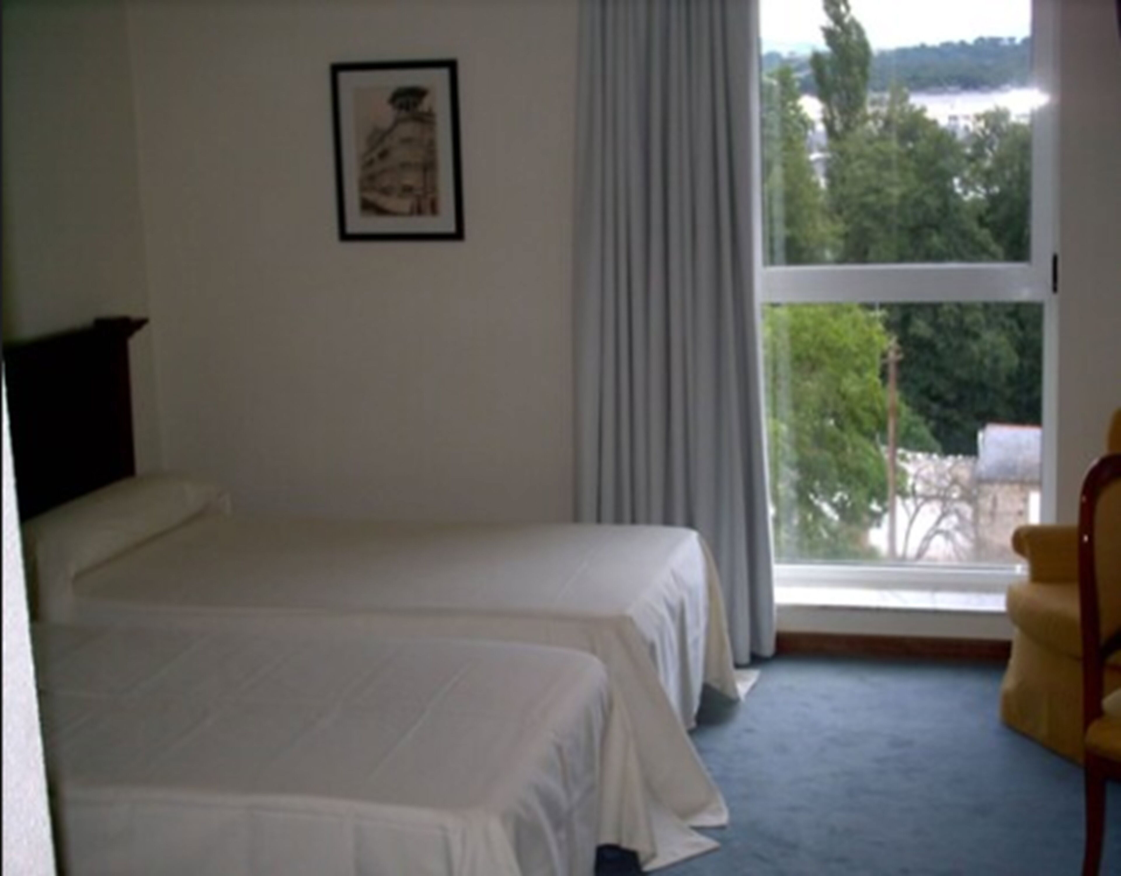 in-room safe, desk, free wifi, bed sheets