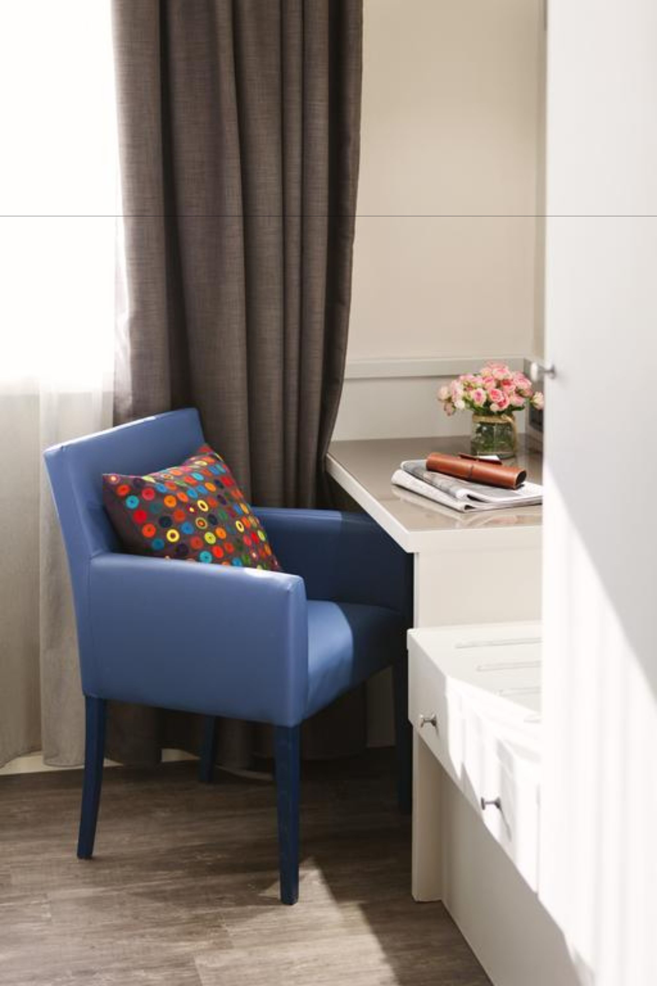 1 bedroom, down duvets, minibar, in-room safe