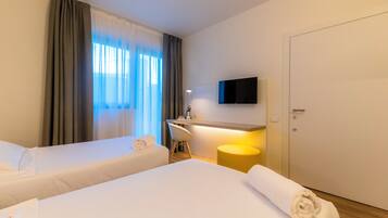 Two connecting double rooms
