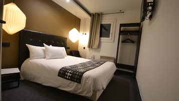 Habitación Confort doble | Sistema de insonorización, wifi gratis, ropa de cama