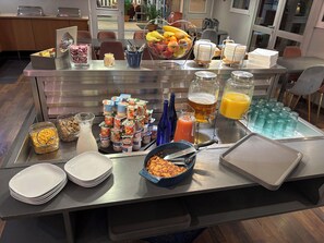 Desayuno buffet todos los días (con cargo)