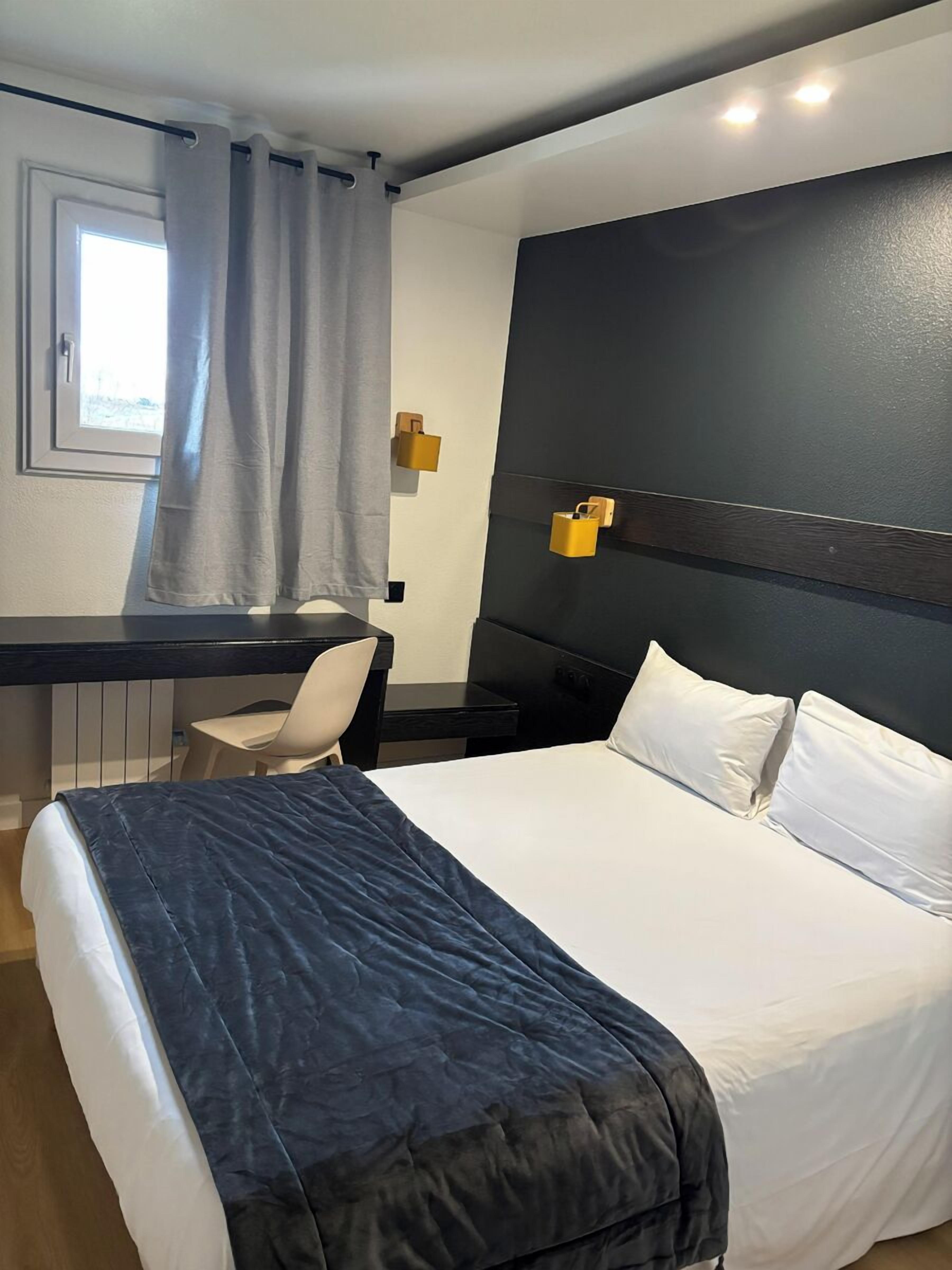 Dobbeltrom – comfort | Lydisolert, wi-fi (inkludert) og sengetøy