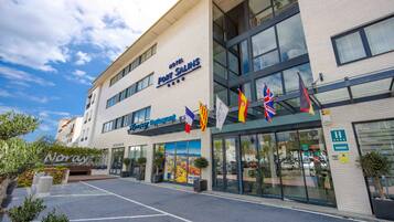 Fachada del alojamiento