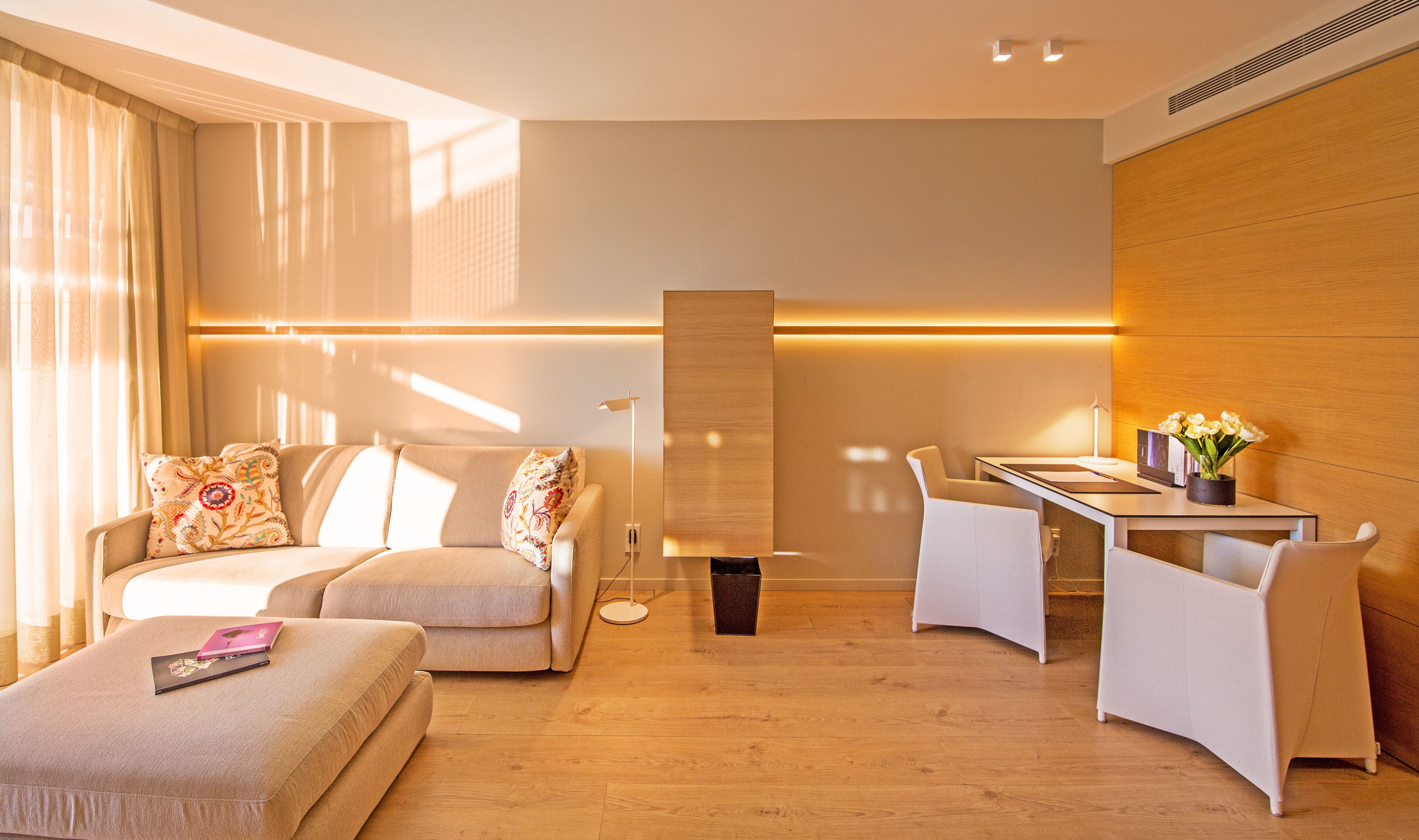 luxury studio suite, sea view | living room | 26-inch tv with cable channels