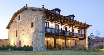 Palación de Toñanes