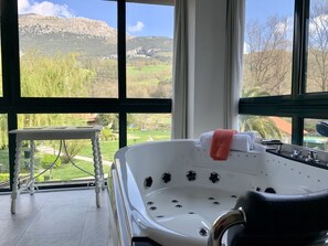 Premium Suite, Hot Tub