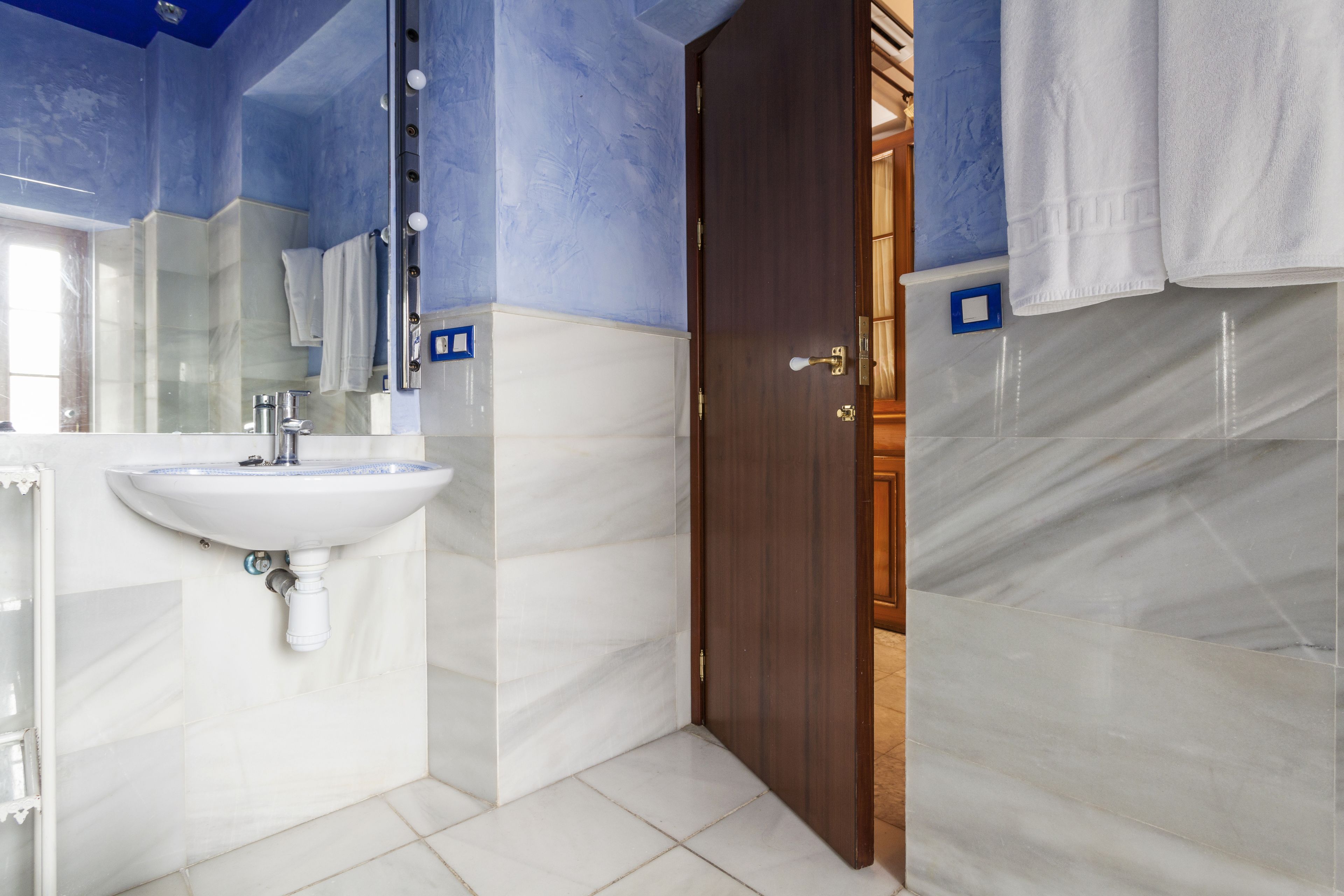 superior room | bathroom | shower, designer toiletries, hair dryer, towels