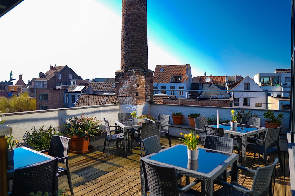 Ghent River Hotel — Ghent