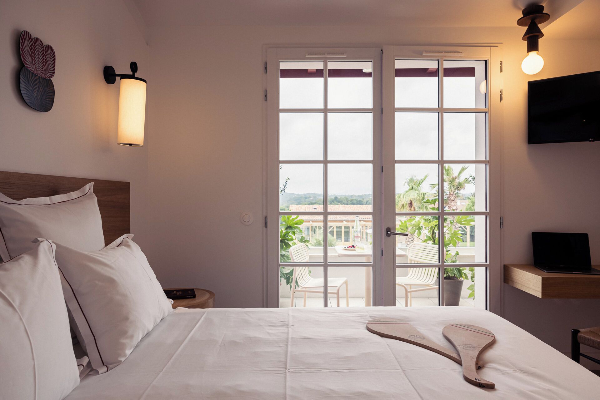 Deluxe Room | Premium bedding, down comforters, minibar, in-room safe