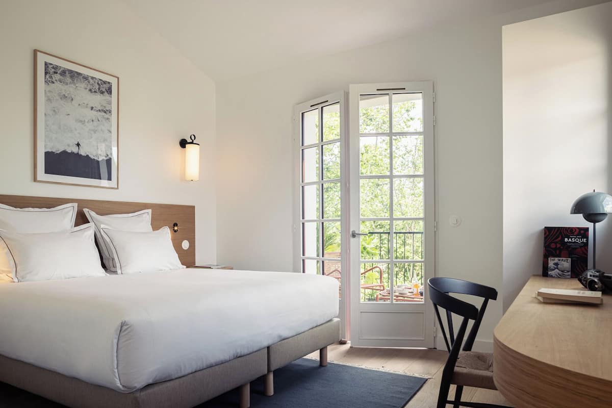 Deluxe-Zimmer | 1 Schlafzimmer, hochwertige Bettwaren, Daunenbettdecken, Minibar