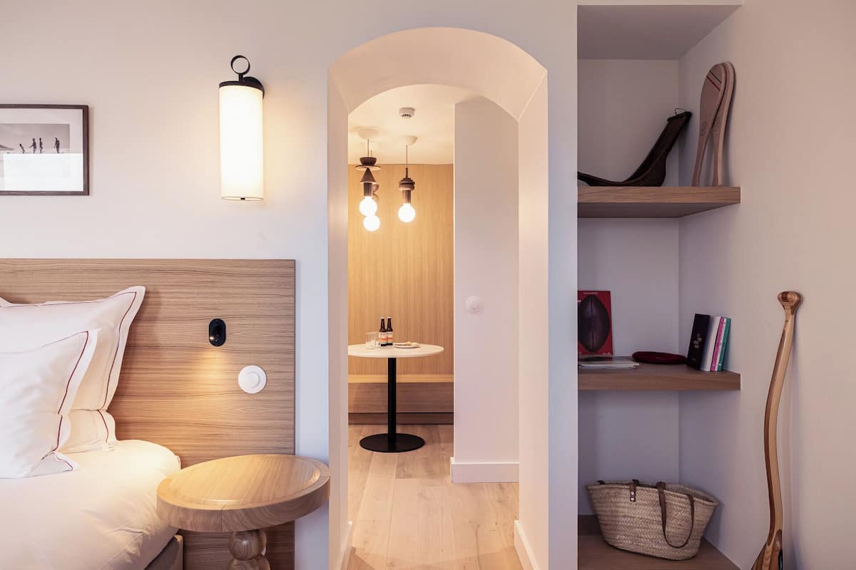 Literie de qualité supérieure, couette en duvet d'oie, minibar