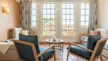 Appartement 7 personnes - 2 chambres - Terrasse spacieuse - Vue dégagée | View from room