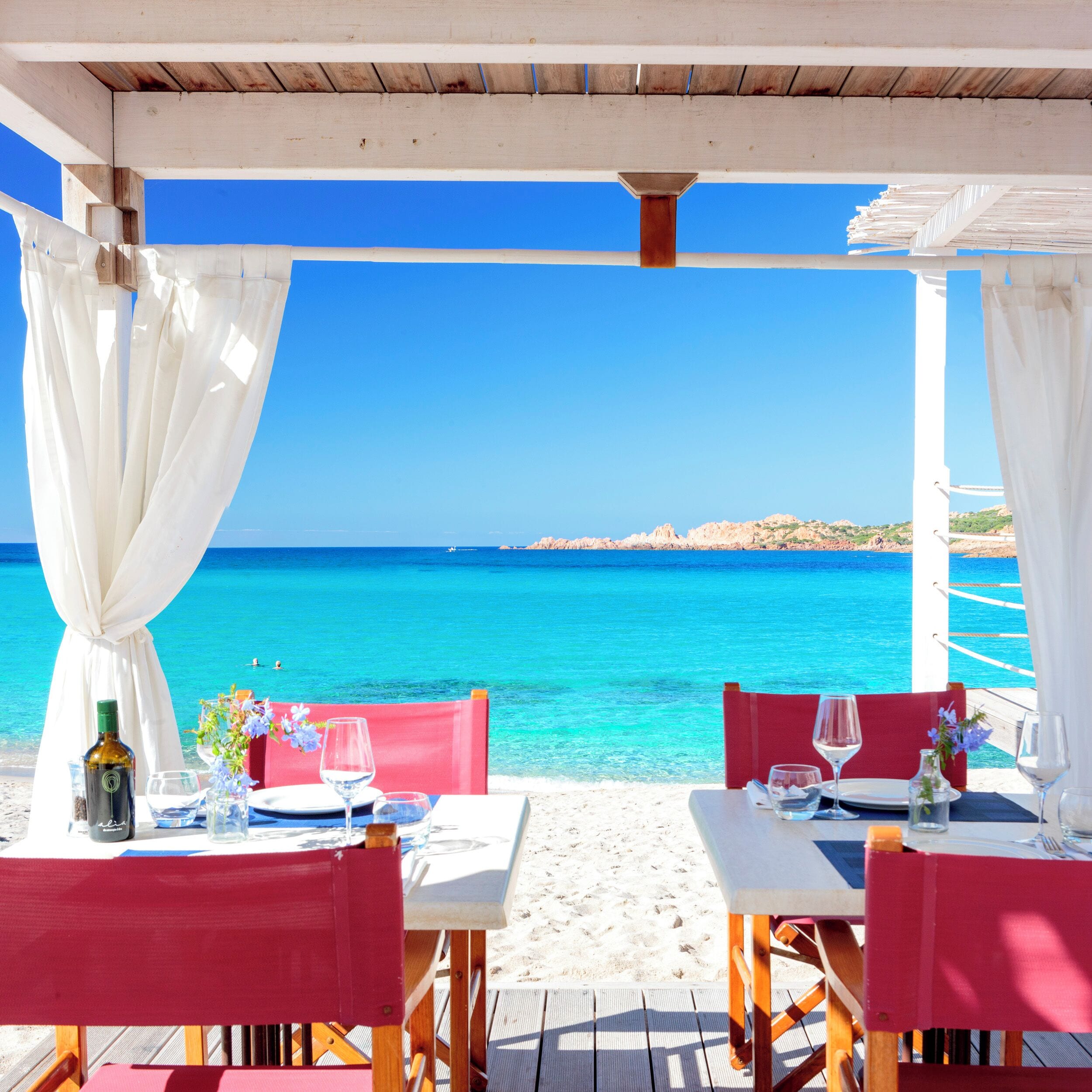 3 restaurantes; se sirve desayuno, cena y brunch